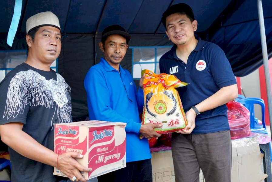 AJKT Laksanakan Kegiatan Bakti Sosial Kepada Korban Kebakaran di Jalan Hidayatullah