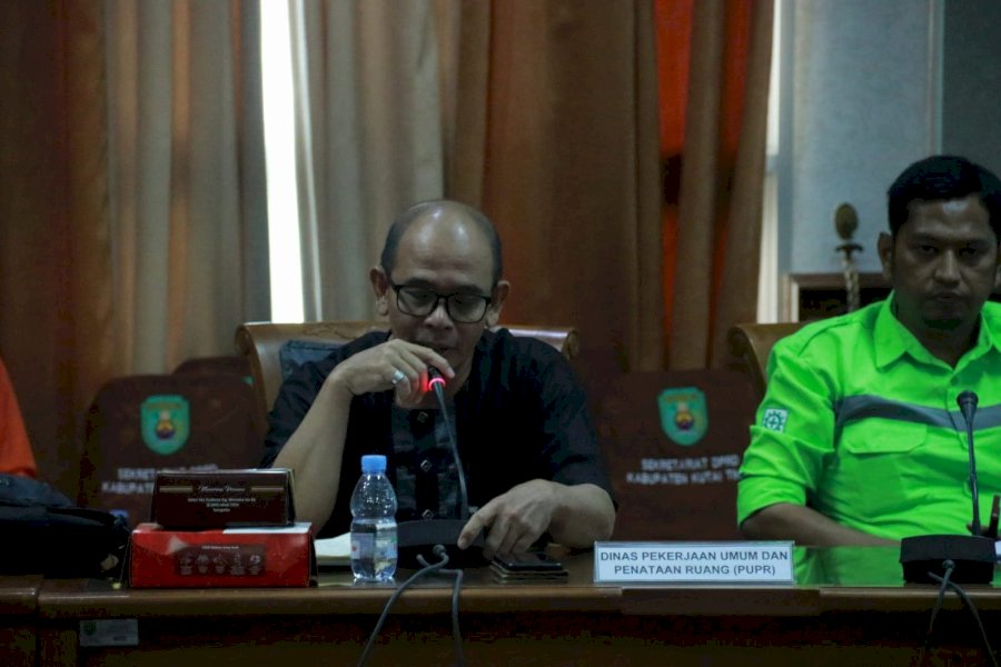 Kondisi Prihatin Jalan Poros Sangatta - Rantau Pulung, Wahasuna Aqla Sampaikan kendala administratif